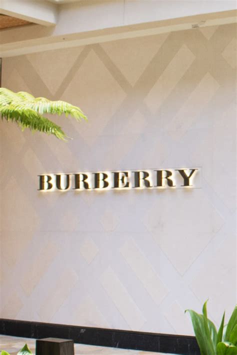 why is burberry cheap in hawaii|burberry hawaii price.